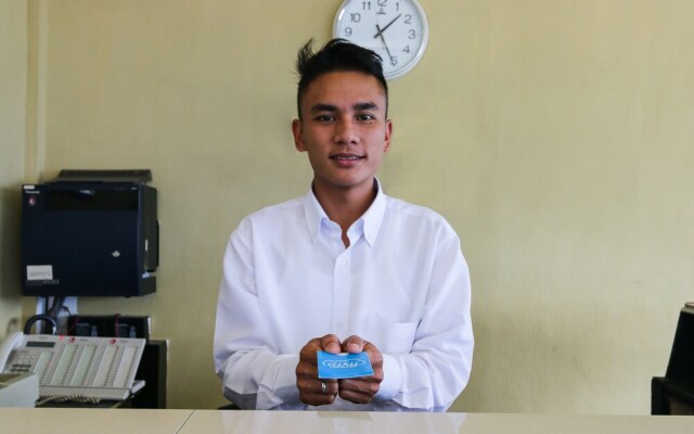 Airy Sipora Pora 4 Parapat