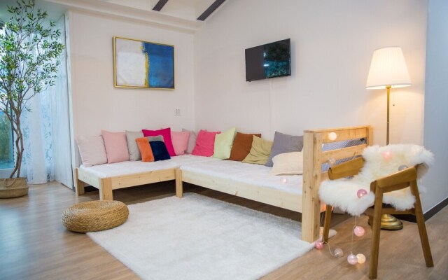 Eehwa Hue Guesthouse