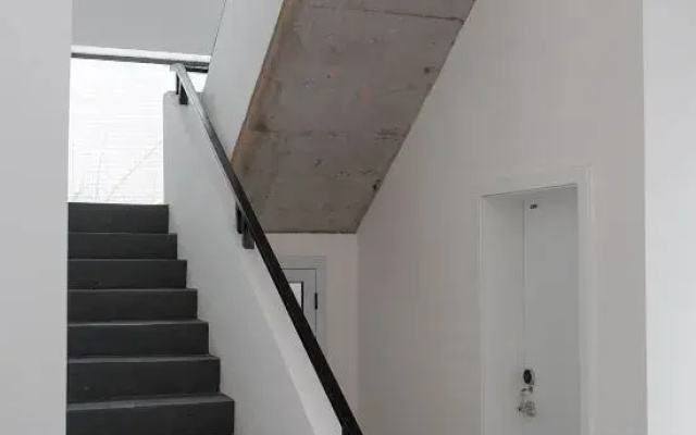 Yijian Hostel