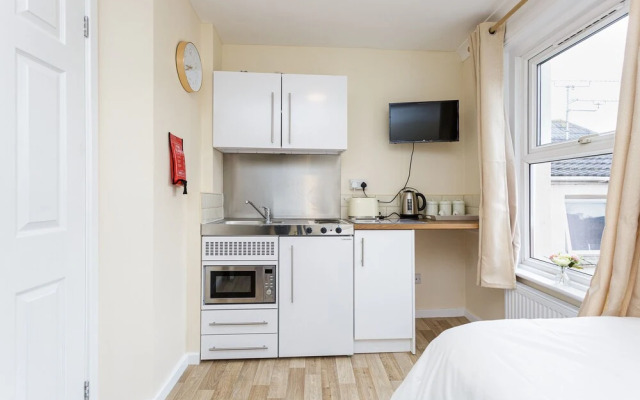 Blackberry - Stylish Self-contained Flats in Soton City Centre