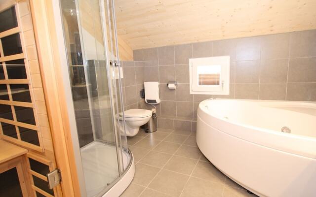 Wooden Chalet in Hohentauern with Sauna near Ski Area