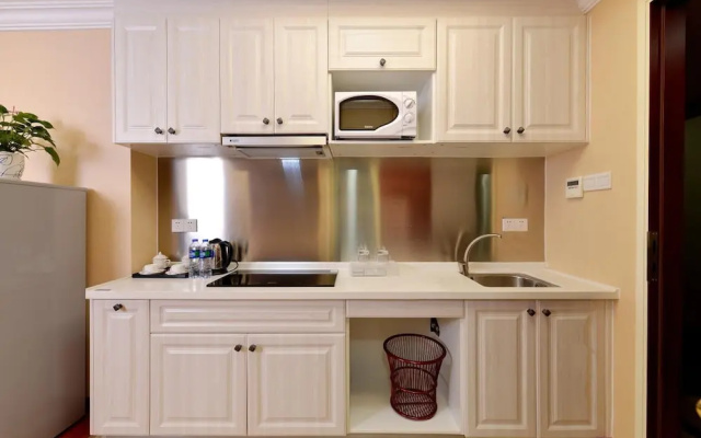 YOYO International Apartment