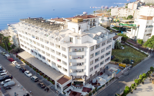 Mert Seaside Hotel