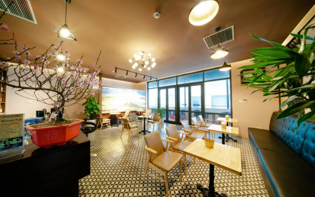 Khách sạn Thái Bình Dream