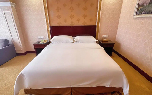 Vienna Hotel Shenzhen Songgang Yanchuan Road