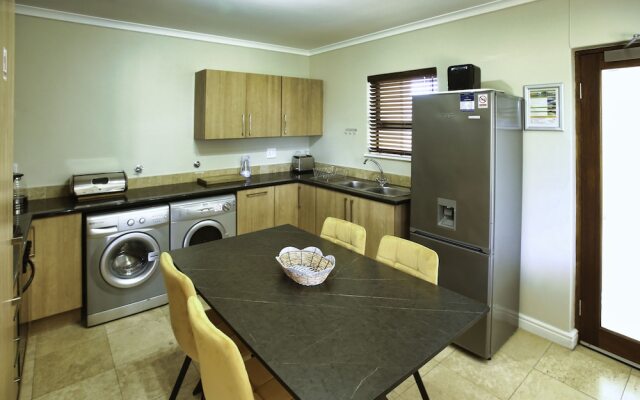 Ellefsen Golf Suite 137, Langebaan, 4 - Sleeper