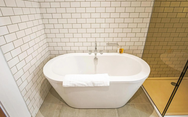 Sandman Signature Aberdeen Hotel & Spa