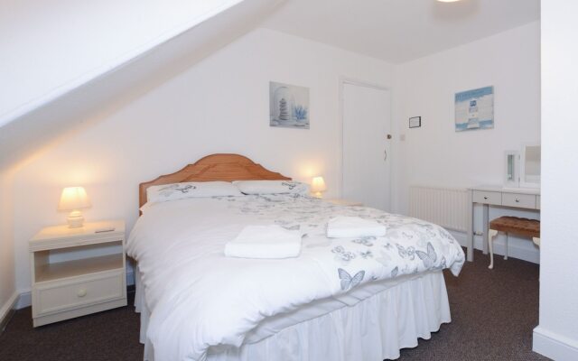 Sandy Bay Guest House