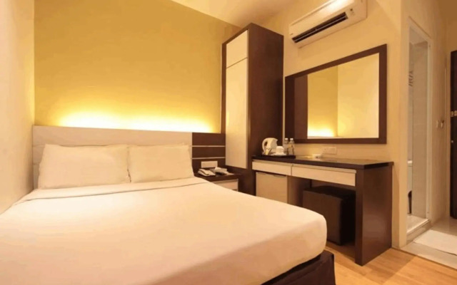 The V Hotel