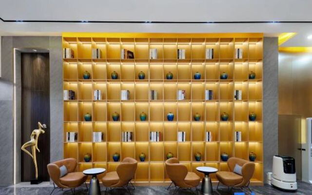 Maiting Platinum Hotel