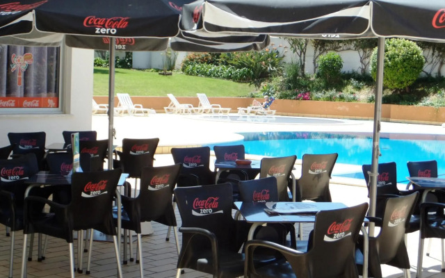 Hotel Luar