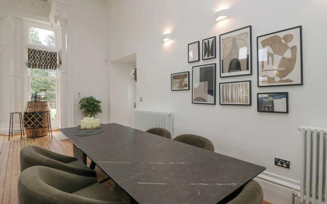 The Myles Suite Stone Cross Mansion
