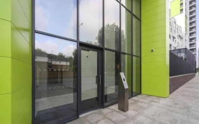 Brand new modern flat in Bermondsey