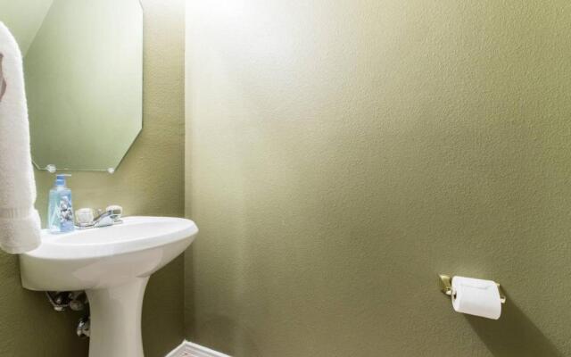 Garland   Spacious Townhouse