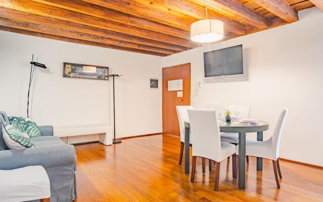 Residenza Corte Carnesali - Italian Homing