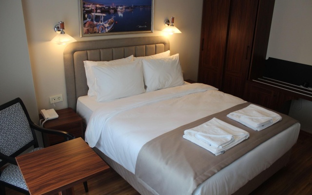 Armida City Hotel