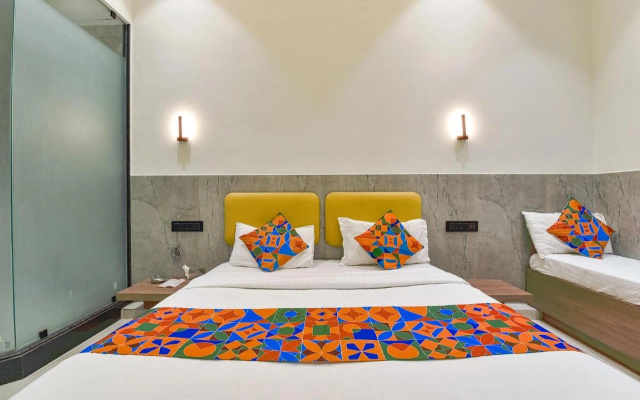 Hotel Gold Palace Inn