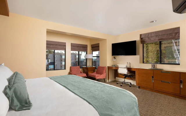 Cormorant a Boutique Hotel
