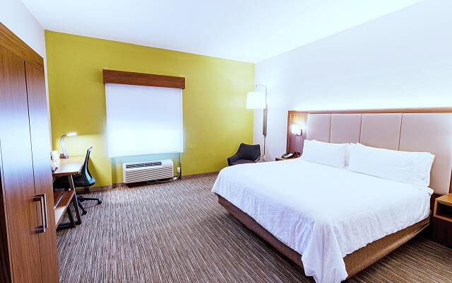 Holiday Inn Express Hotel & Suites Crestview by IHG