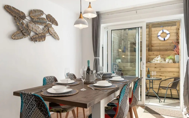 Ty Hapus - Close to Beach and Town