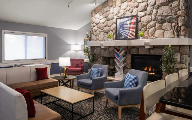 AmericInn by Wyndham Grand Forks
