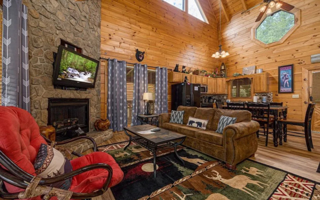 MooseBehaving - Two Bedroom Cabin