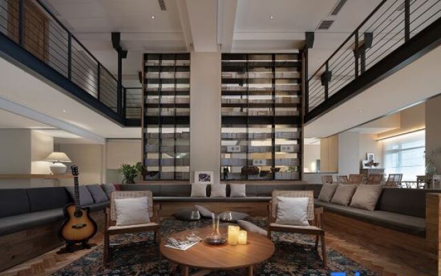 Peifu Residence Designer River - view Hotel