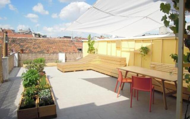 Roof terrace flat