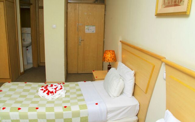 Axum Hotel Addis