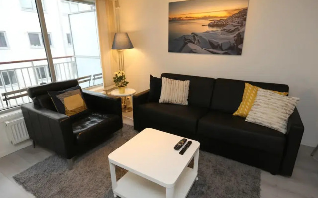 Sentral 3 roms top leilighet med gratis parkering