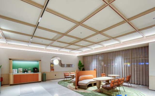 Orange Hotel (Jiashan development area store)