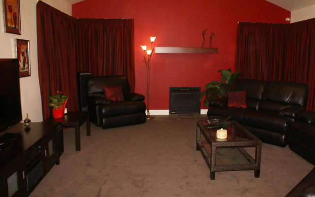 The Summit Lodge