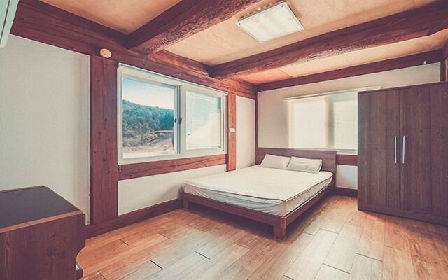 Tongyeong Ye Hyang Pension