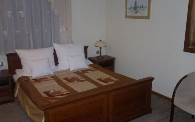 Hotel Galeria Glorietta