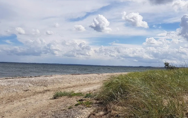 6 Person Holiday Home in Roslev