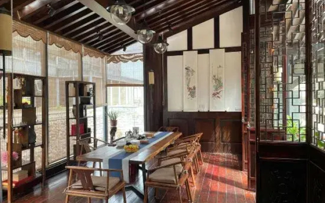 Hidden in mountains and valleys Guesthouse