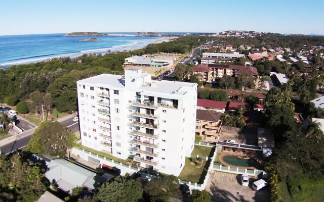 Tradewinds Apartments