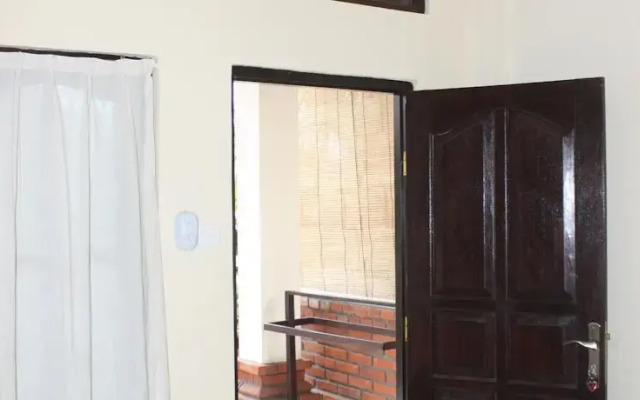 Citrus Tree B&B - W House