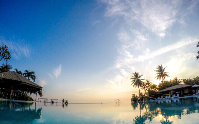 Palm Beach Resort & Spa