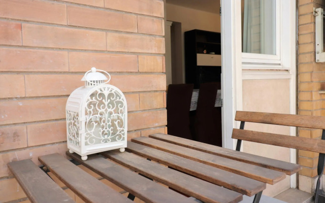 St Peter new and lightsome apartment with balcony