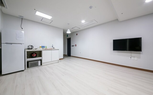 Yeosu Jin Arirang Hostel