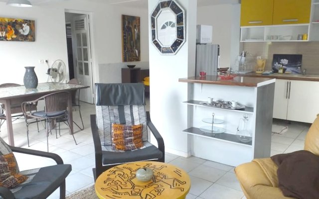 Apartment with One Bedroom in Fort-De-France, with Wonderful Mountain View, Furnished Terrace And Wifi - 5 Km From the Beach