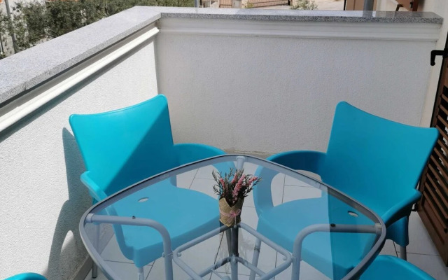 Modern and Bright Fazana Apartment With Balcony and Sea View