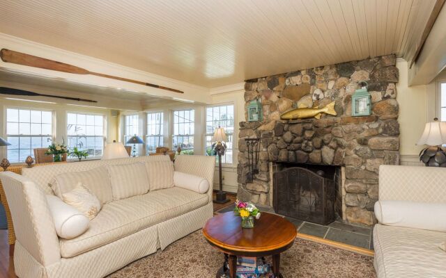 The Beach House Inn