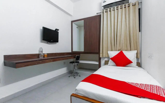 OYO Flagship 46112 Nest Residency