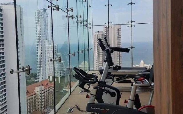 Riviera Pattaya Beach