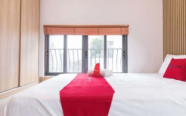 RedDoorz near Korean Town