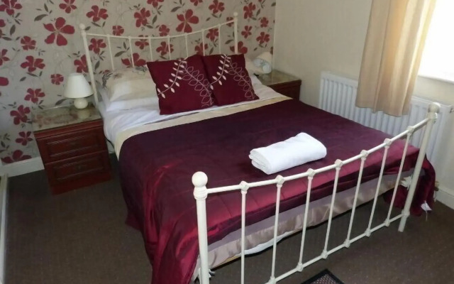 The Warwick Southport