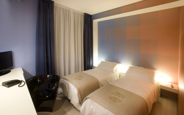 Eos Hotel