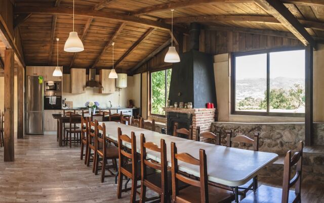 El Manantial Del Fresno